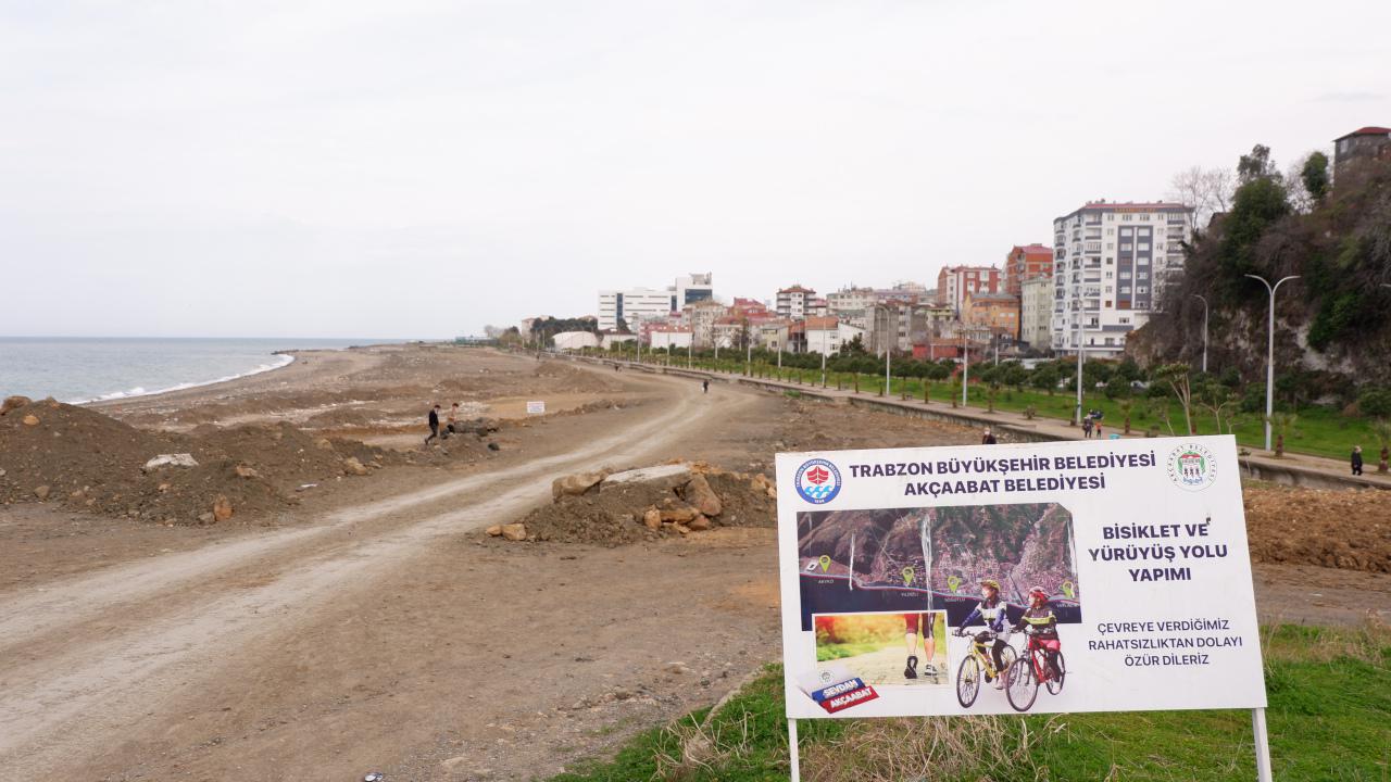 Akçaabat sahil kenarında inşaat görüntüsü, boş alan